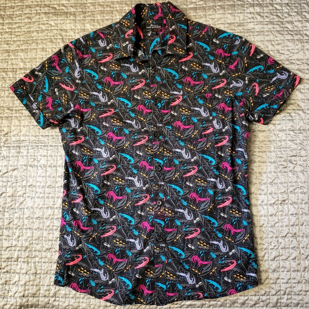 Men's button-up shirt, Marc Anthony size Small